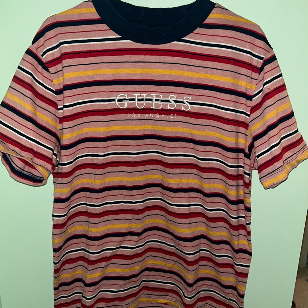 Men’s GUESS multicolored tshirt